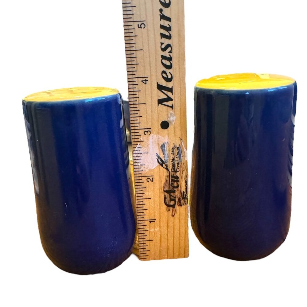 Vintage Fusions Ceramic Salt & Pepper Shaker Set Blue & Yellow 3.5" Tall - Picture 4 of 4